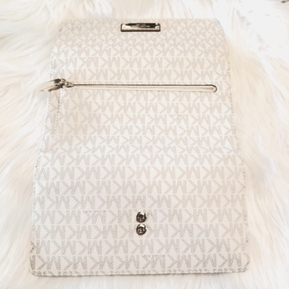 Michael Kors Jet Set White Digital Pin Dot MK Trifold Checkbook Wallet/Pen NWOT - Picture 6 of 15